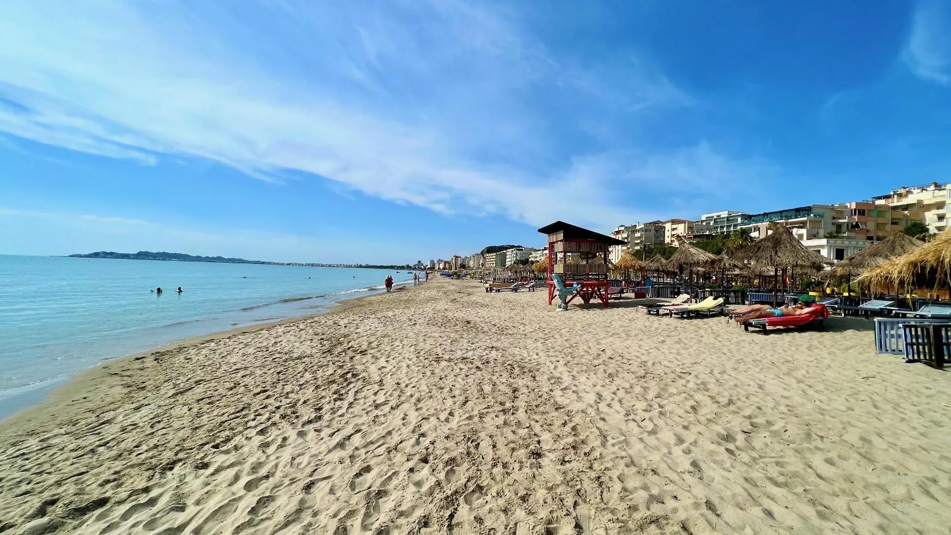 Appartment On The Beach With Sea View Durres 0*,