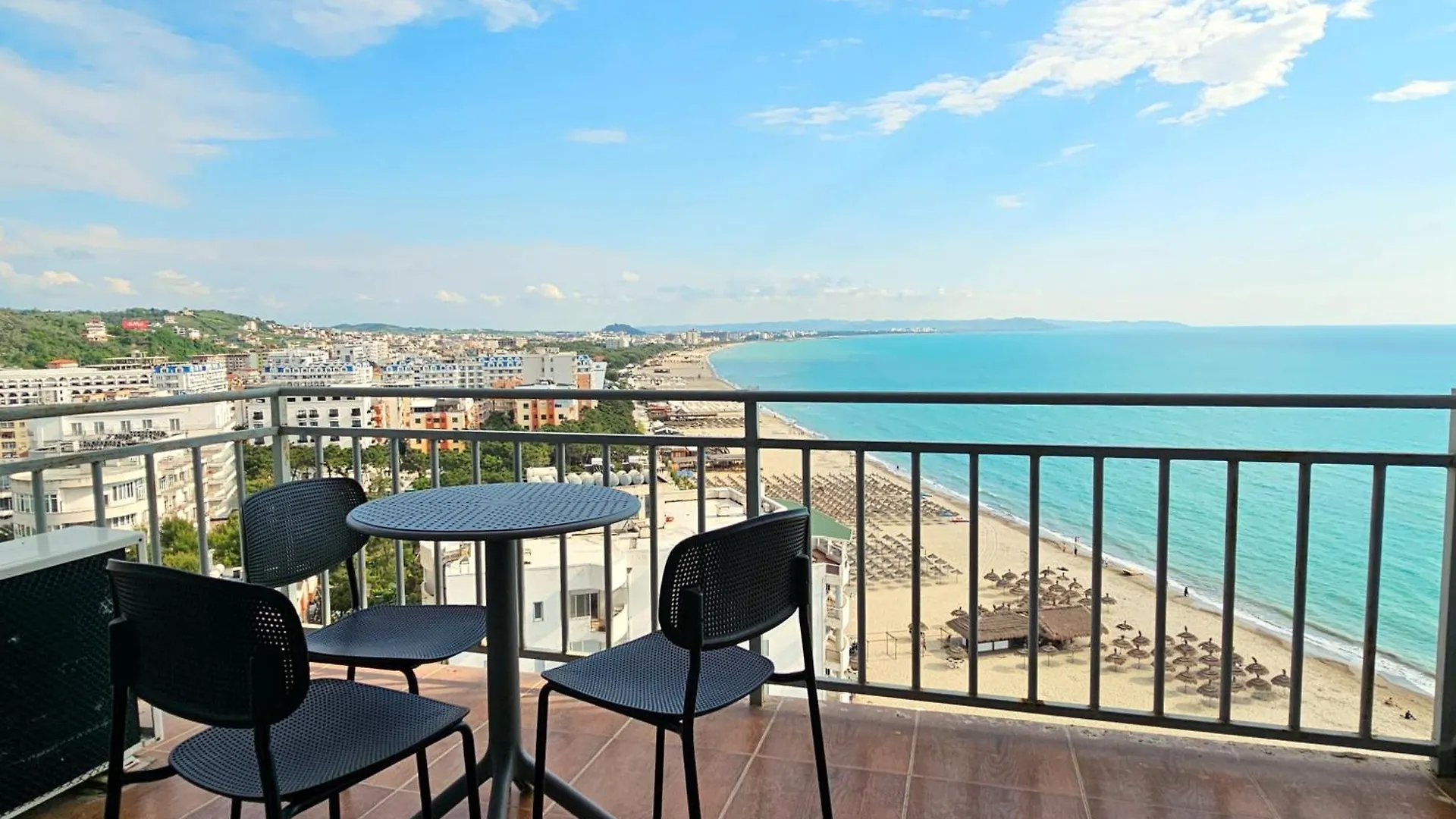 Appartment On The Beach With Sea View location